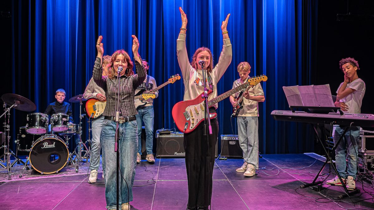 band tijdens Popnight 2025