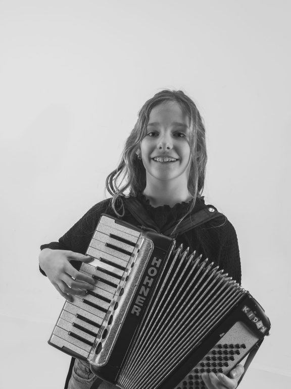 Meisje met accordeon